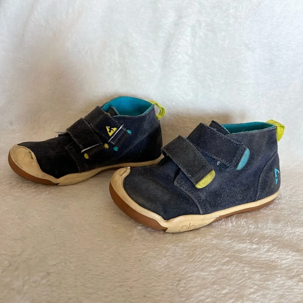 Used Plae Kids Shoes